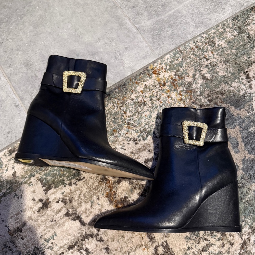 Sam Edelman Weslie Bootie in Black Size 6.5